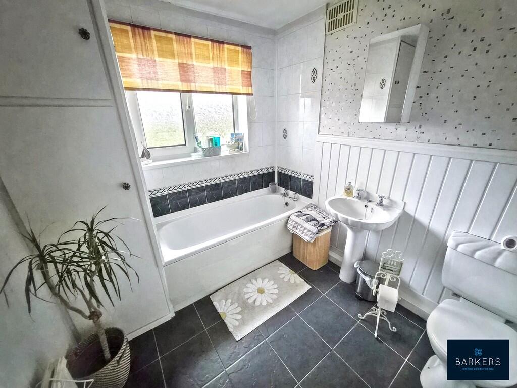 Additional image 11 of Ghyllroyd Drive, Birkenshaw