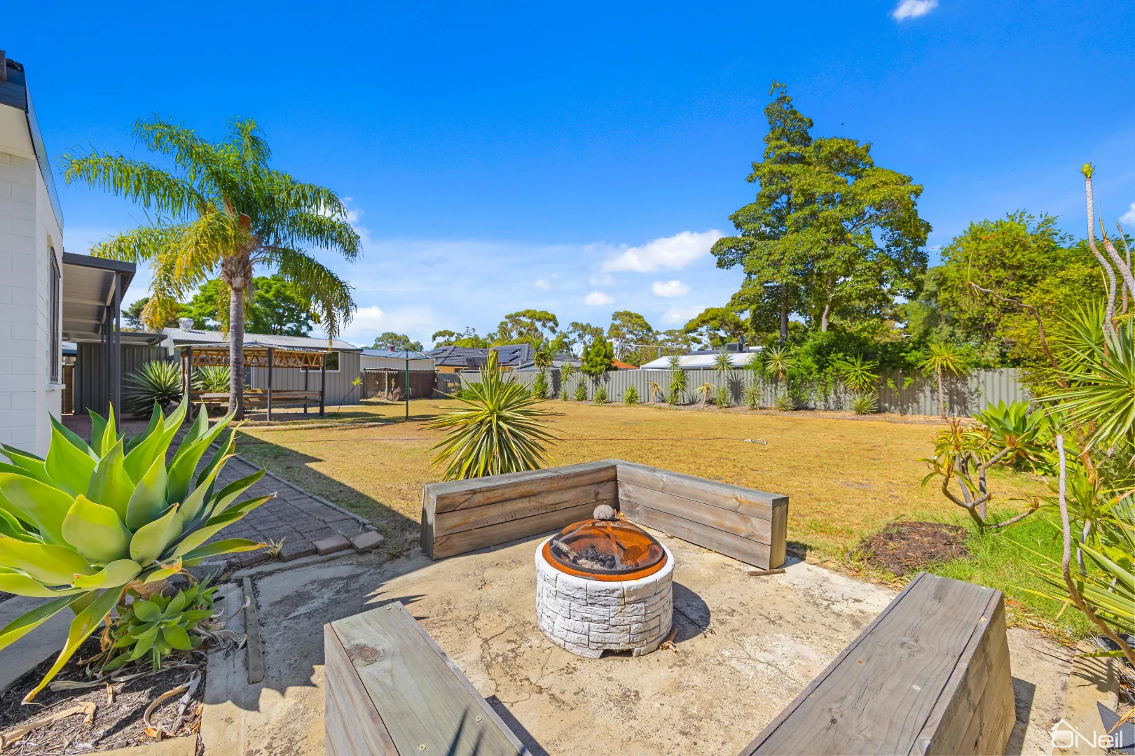 23 Lowanna Way, Armadale WA 6112 photo 4