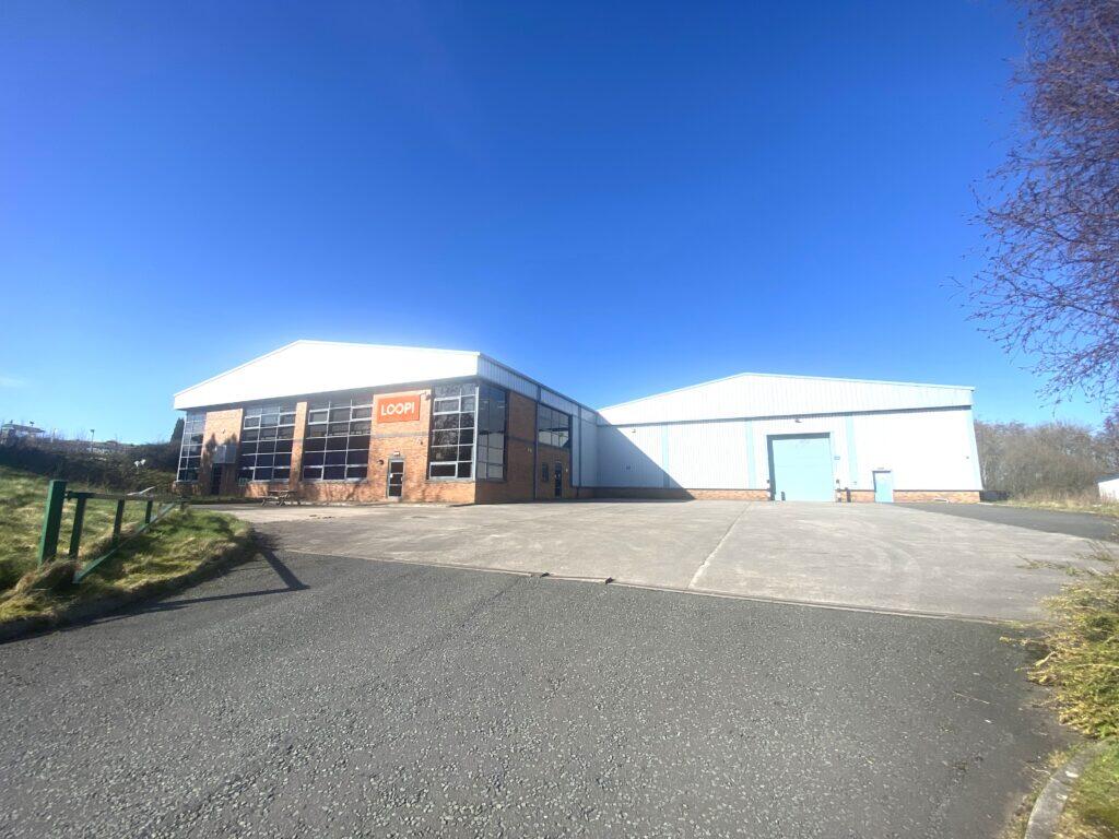 Thwaites Close, Shadsworth Business Park, Blackburn, BB1 2QQ