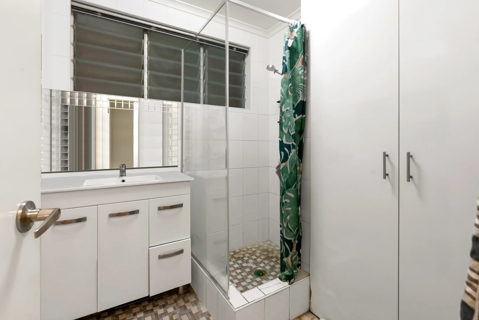 Additional image 33 of 8-16 Short Street, Cairns North QLD 4870