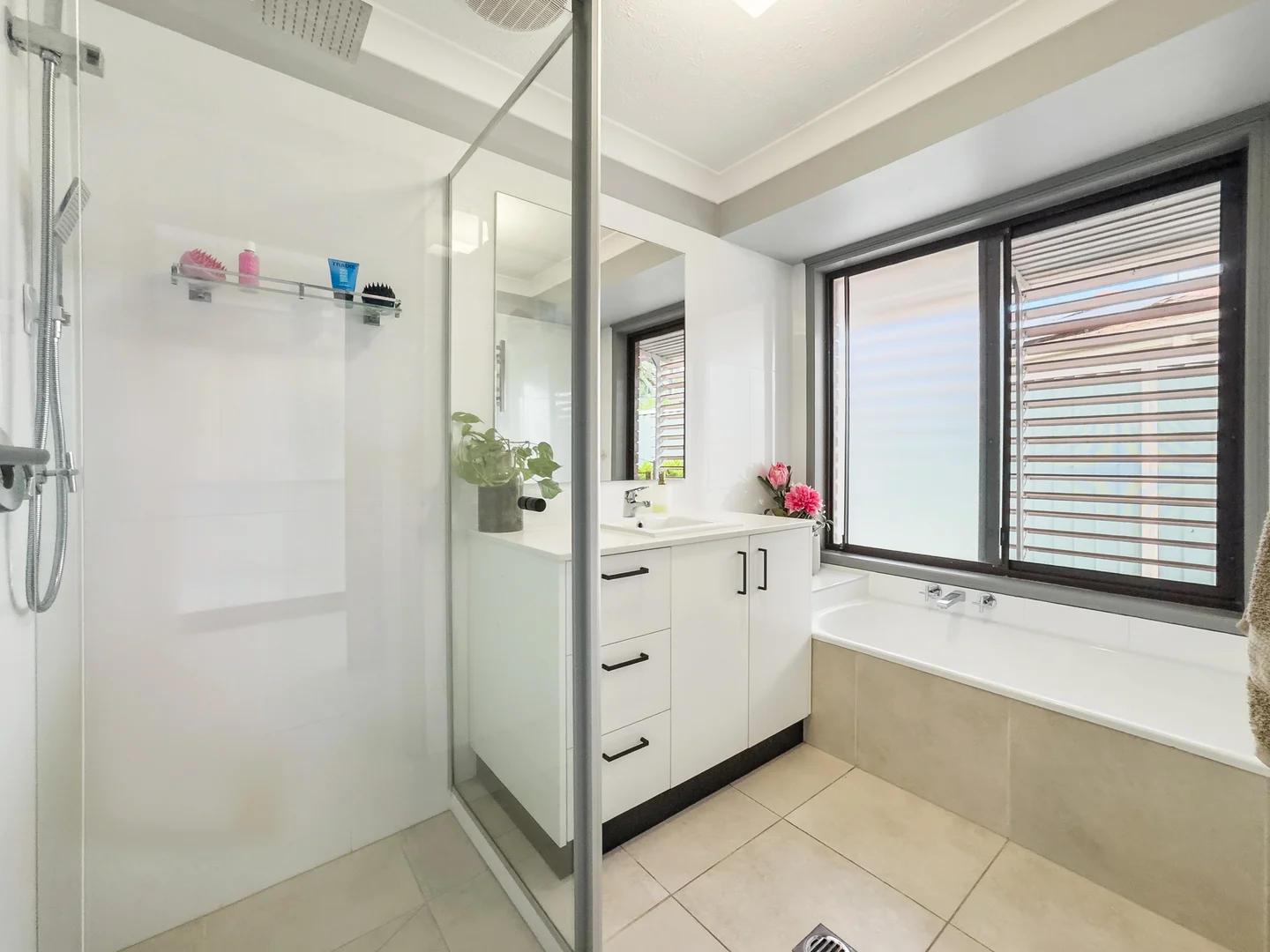 Additional image 16 of 8 PERTH SQUARE, Highland Park QLD 4211