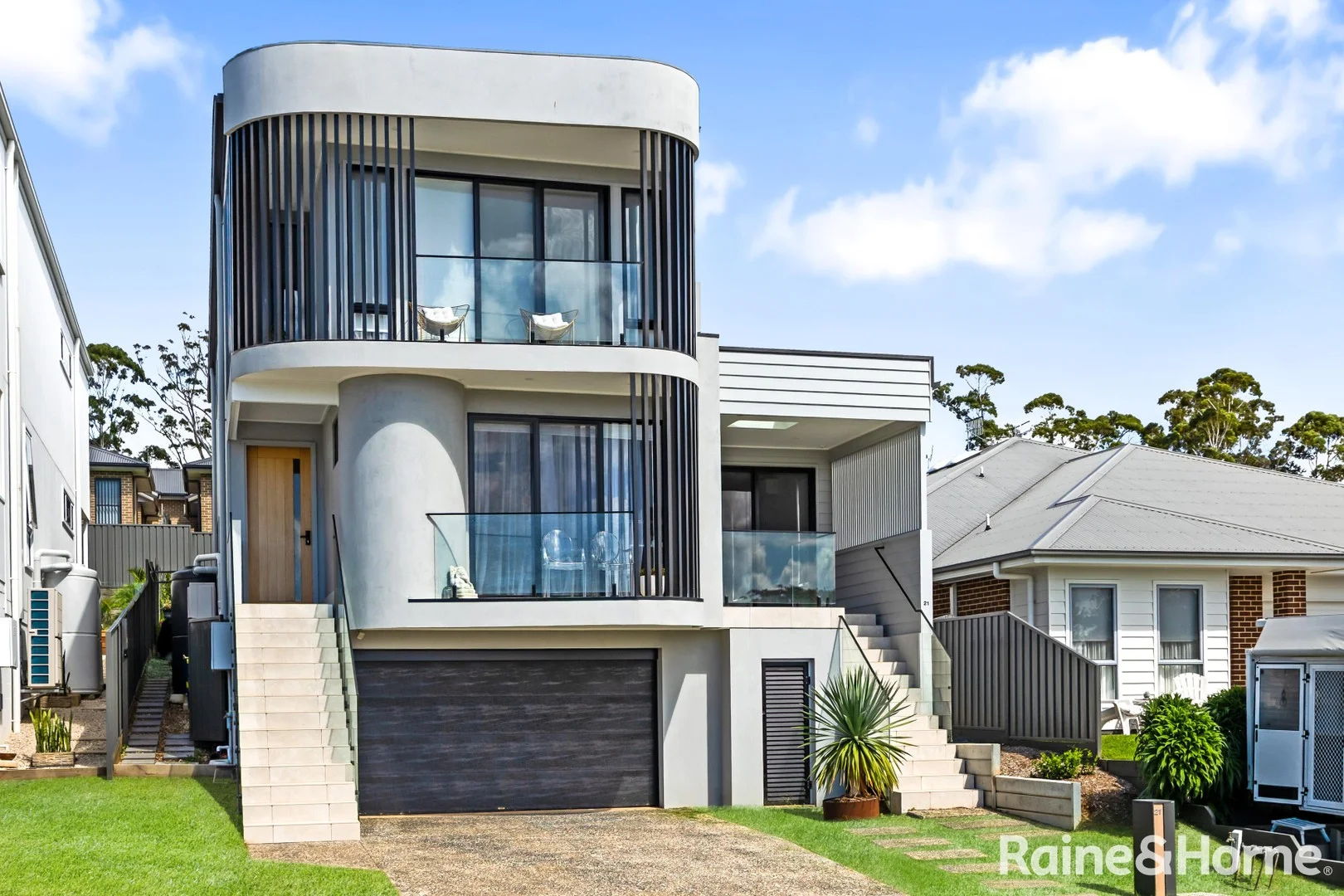 21B Bendoura Street, Mollymook NSW 2539