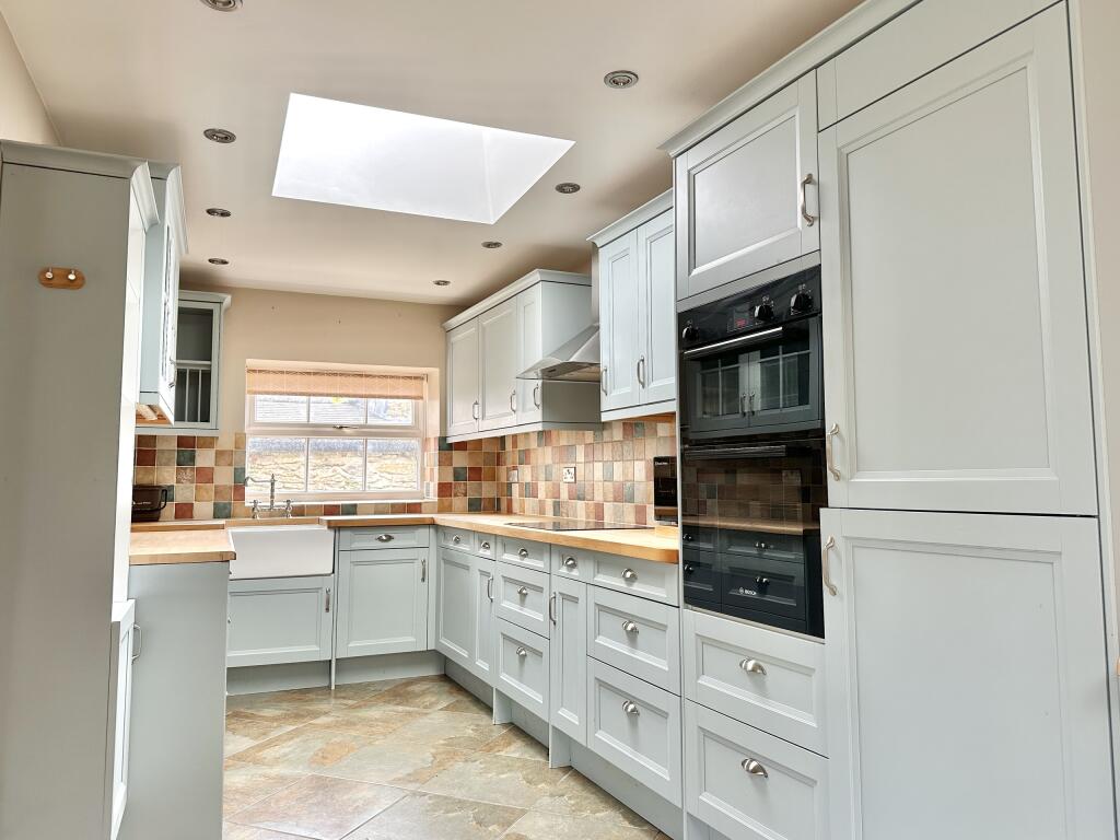 Hill House, Yenston, Somerset, BA8 0NG photo 2