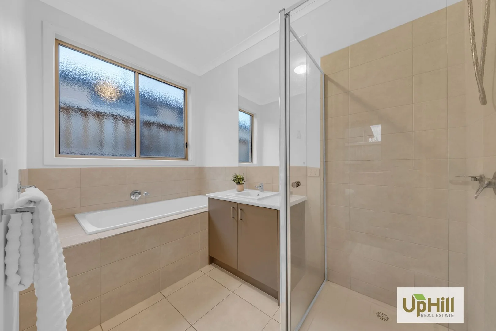 Additional image 19 of 10 Galaxias Court, Clyde North VIC 3978