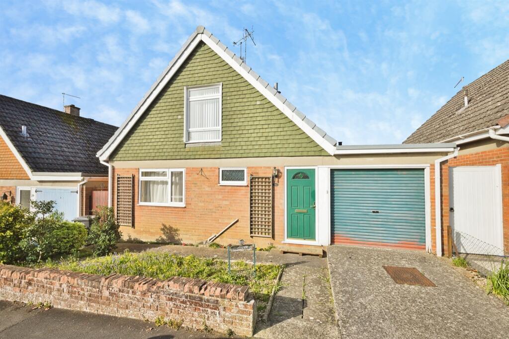 Burroughes Avenue, Yeovil