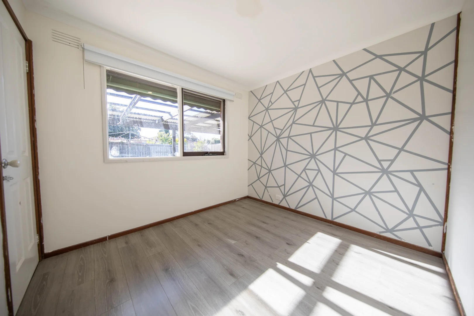4 Burleigh Road, Melton VIC 3337 photo 5