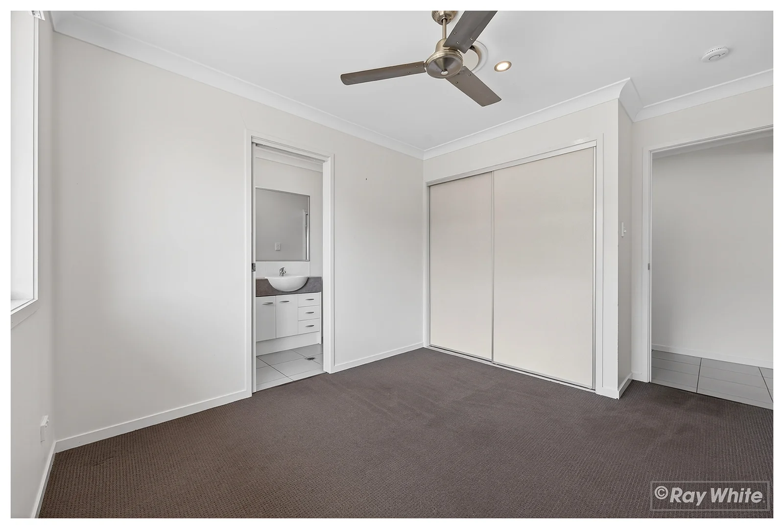 Additional image 12 of 16 Kildare Crescent, Parkhurst QLD 4702