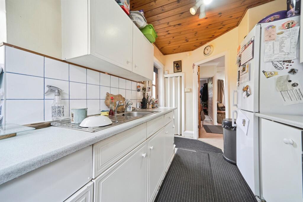 Additional image 6 of Fourlands Road, Bradford