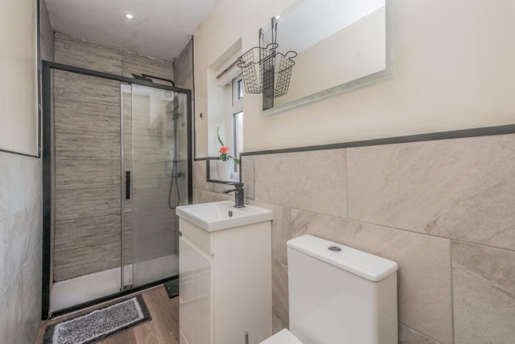 Additional image 11 of Elm Grove, Gomersal, Cleckheaton, West Yorkshire, BD19