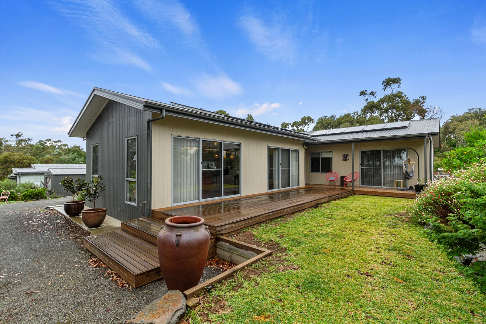 8 Adelaide North Road, Watervale SA 5452