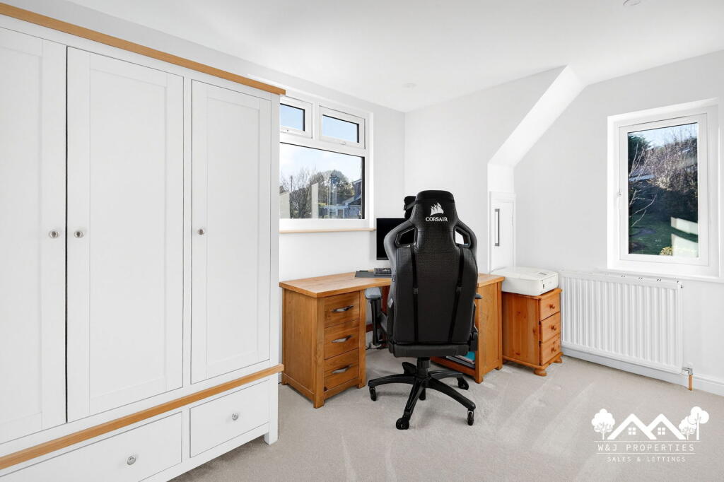 Additional image 27 of Earls Drive, Hoddlesden, Darwen, BB3