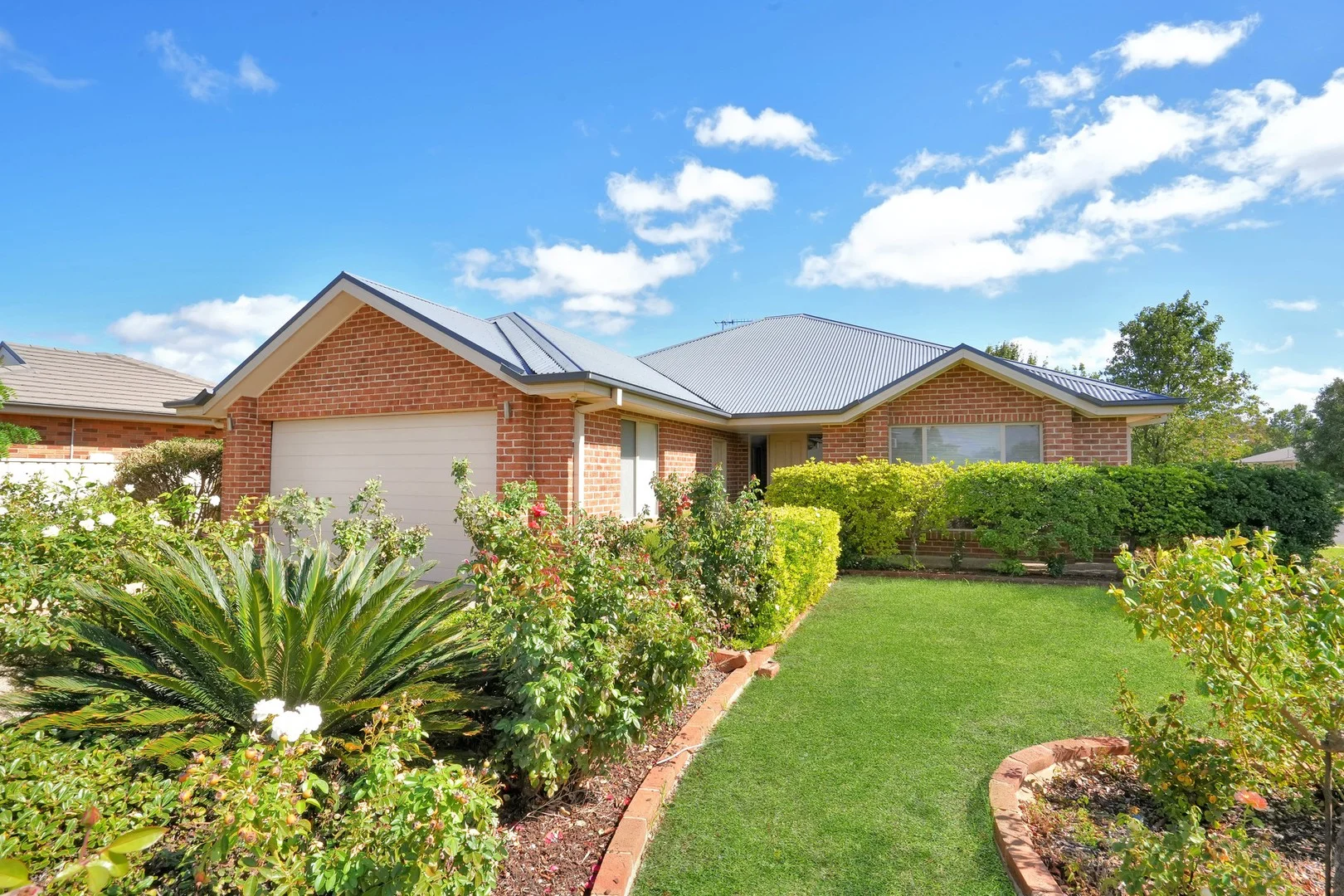 6 Russell Street, Griffith NSW 2680