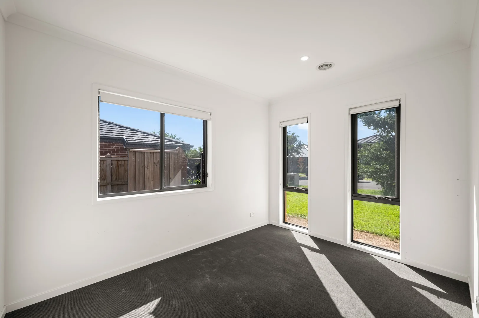 Additional image 6 of 42 Kalbian Drive, Clyde North VIC 3978