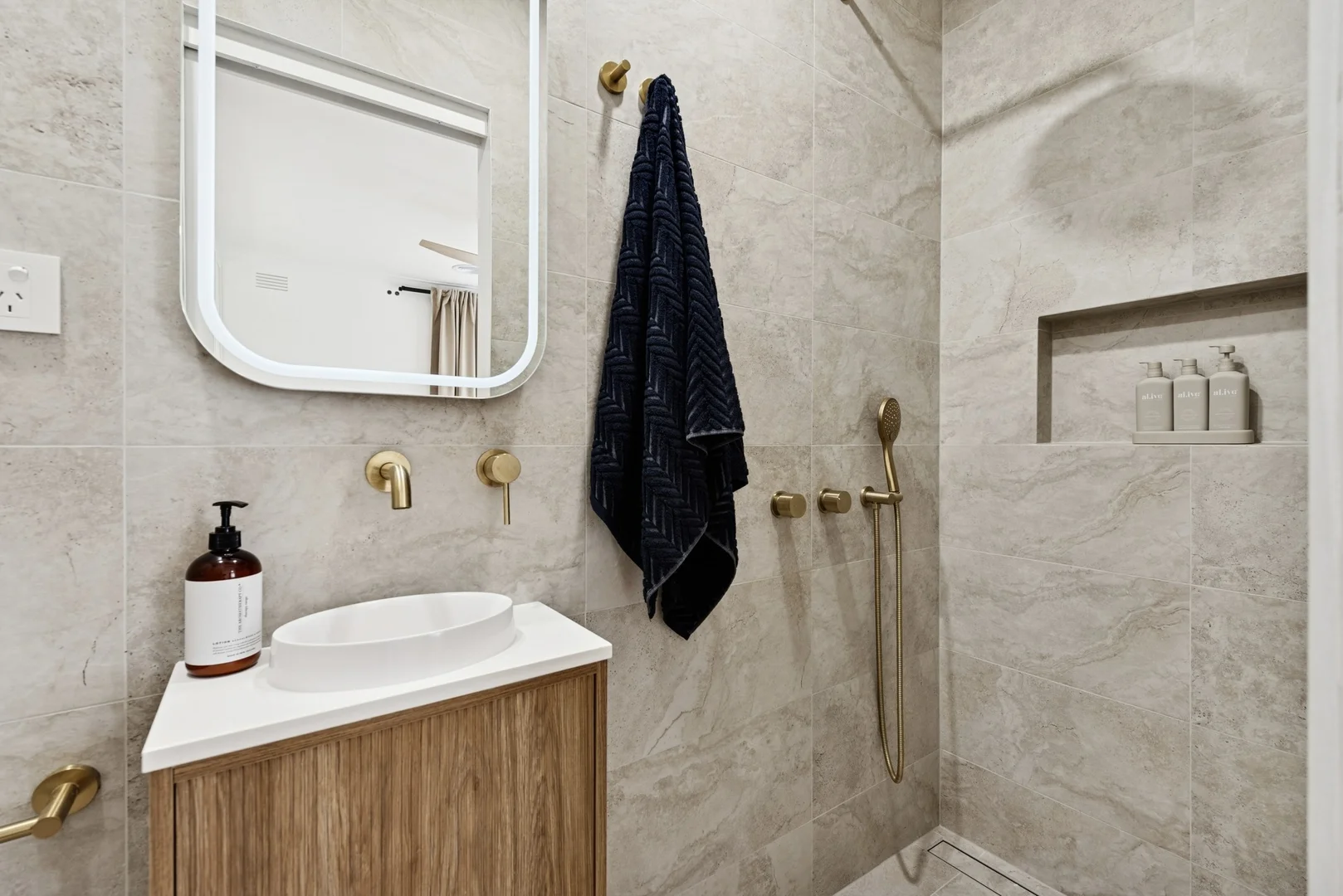 Additional image 5 of 10 Millis Avenue, Bentleigh East VIC 3165