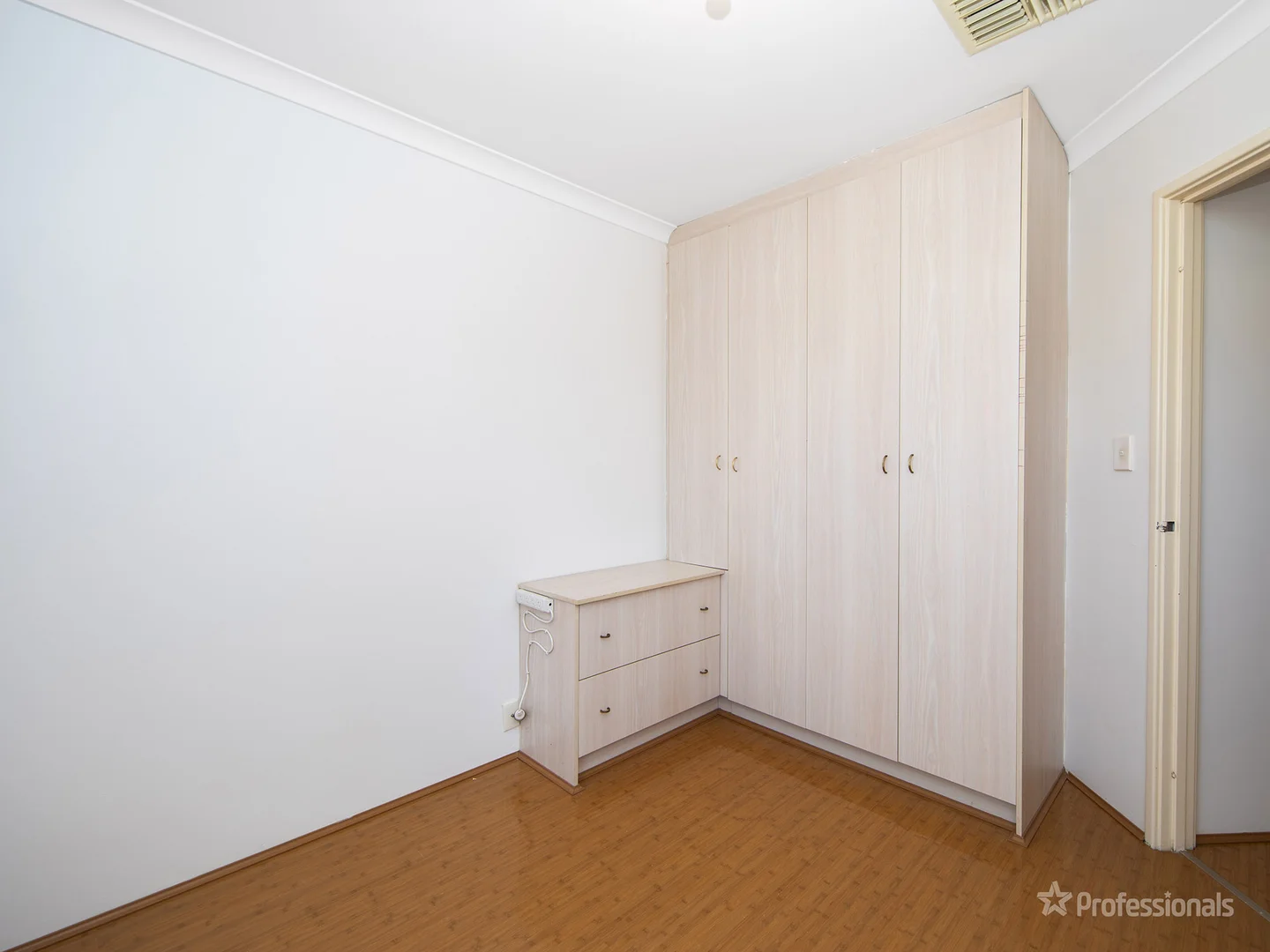 Additional image 15 of 11 Ellenbrae Place, Marangaroo WA 6064