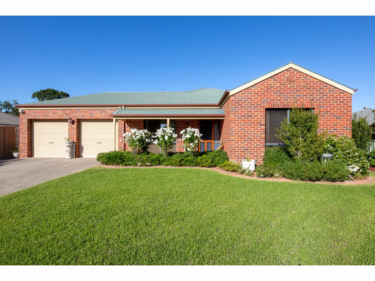 27 McDiarmid Place, Glenroy NSW 2640