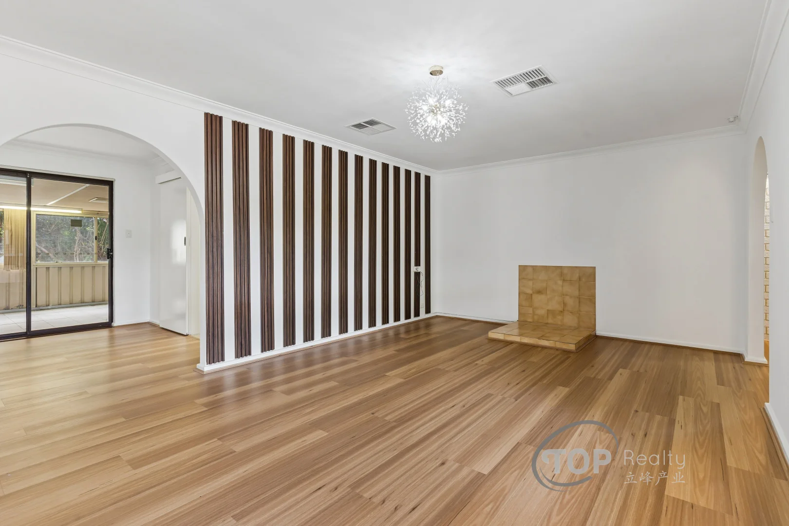 30 Mirrelia Way, Riverton WA 6148 photo 5
