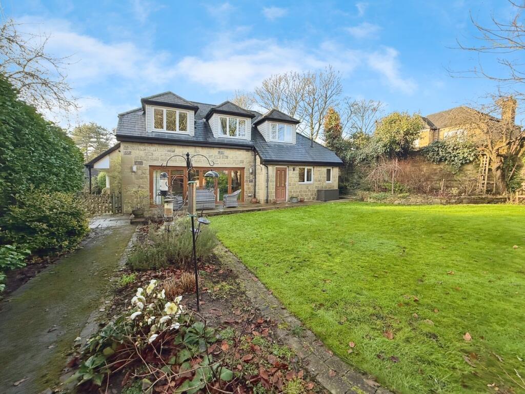 Gilstead Lane, Bingley, BD16