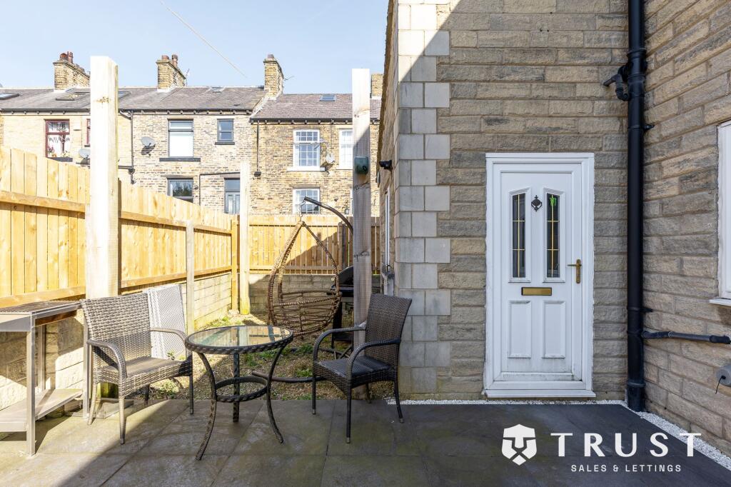 Additional image 30 of Wroe Place, Wyke, BD12