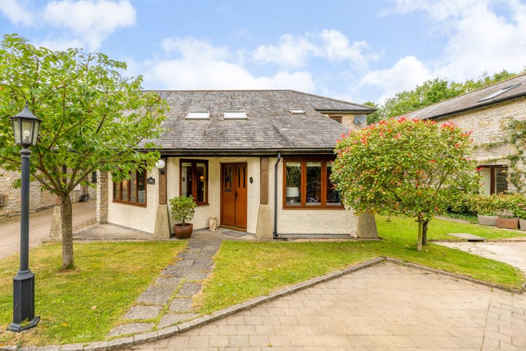 Additional image 21 of Rural barn conversion, Pylle, between Wells and Castle Cary