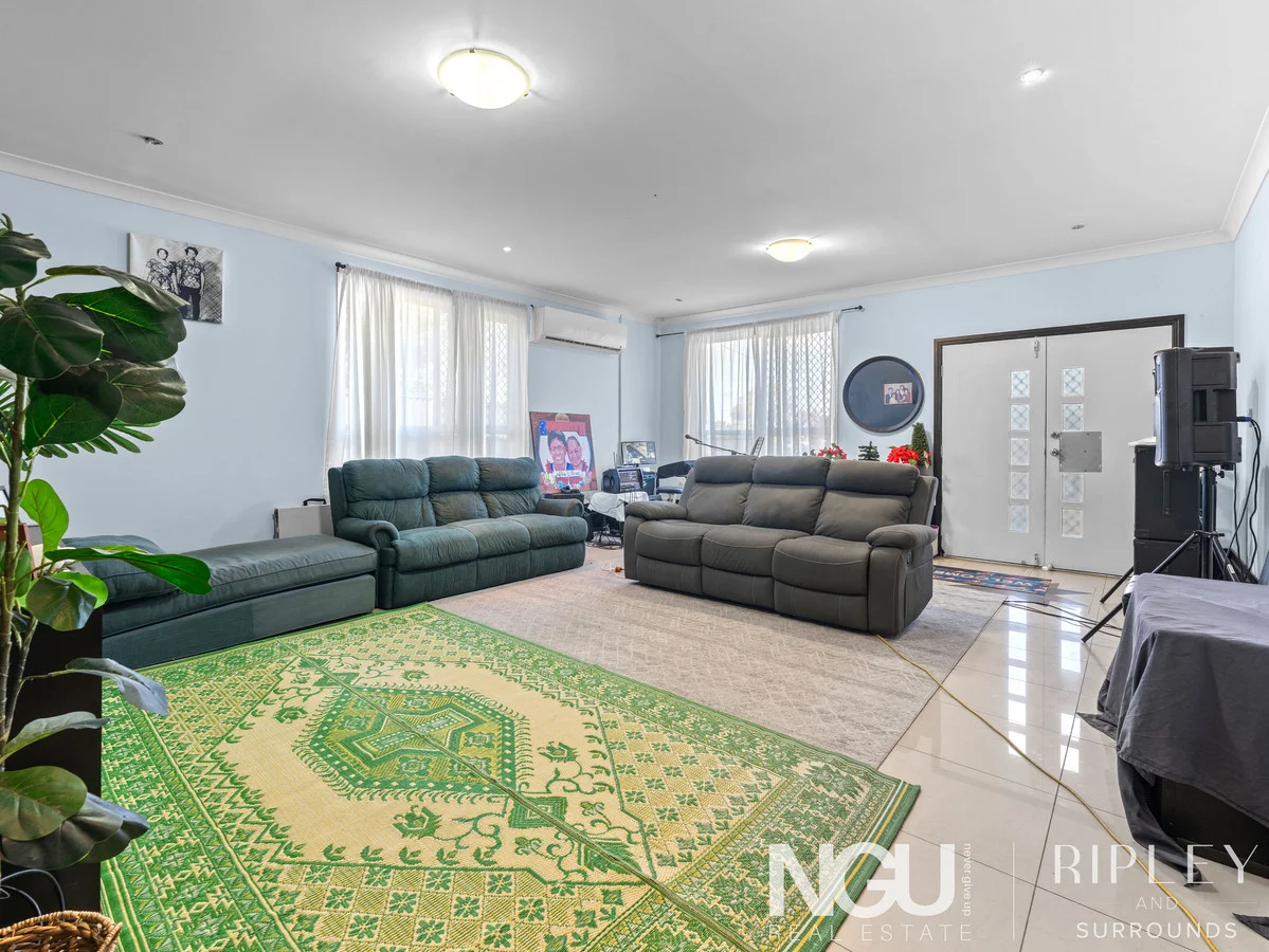 Additional image 3 of 35 Johnston Street, Bellbird Park QLD 4300