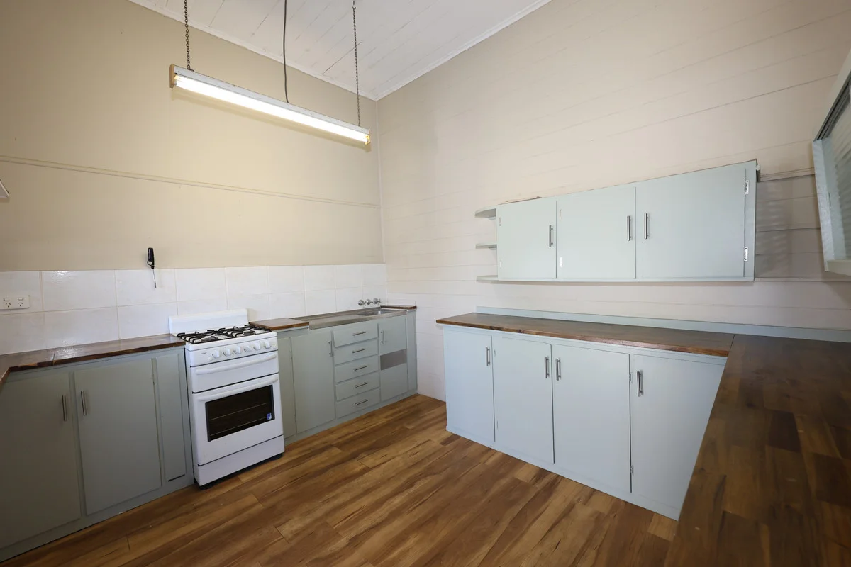 Additional image 15 of 402 Campbell Street, Depot Hill QLD 4700