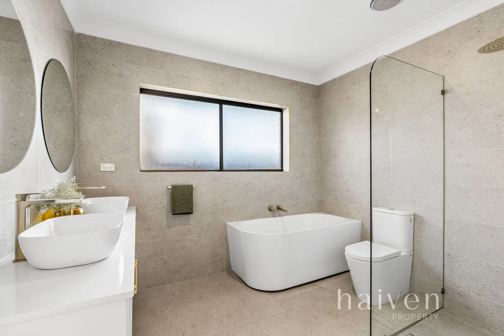 Additional image 14 of 196 Berehaven Avenue, Thornlie WA 6108