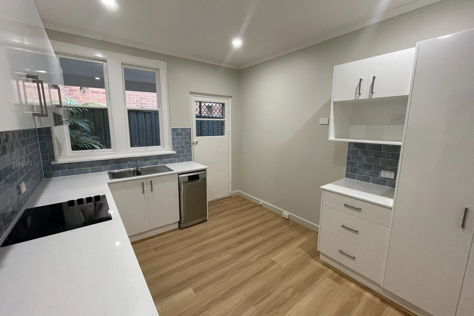 Additional image 3 of 2/20 Tooke Street, Bar Beach NSW 2300