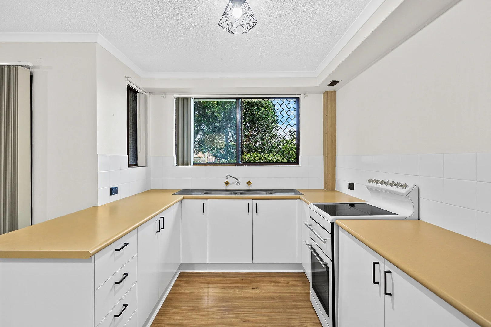 Additional image 2 of 4/4 Blackbutt Way, Barrack Heights NSW 2528