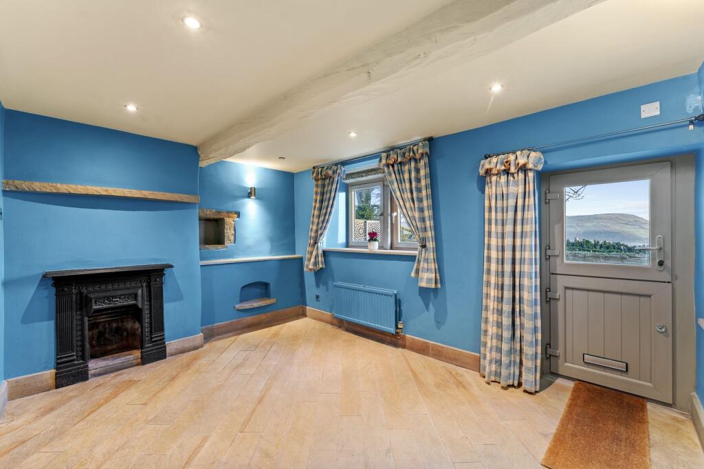 Additional image 18 of Hurst Lane, Rossendale, BB4 | 4/5 Bedroom Period Home With Stunning Views, Close to Rawtenstall