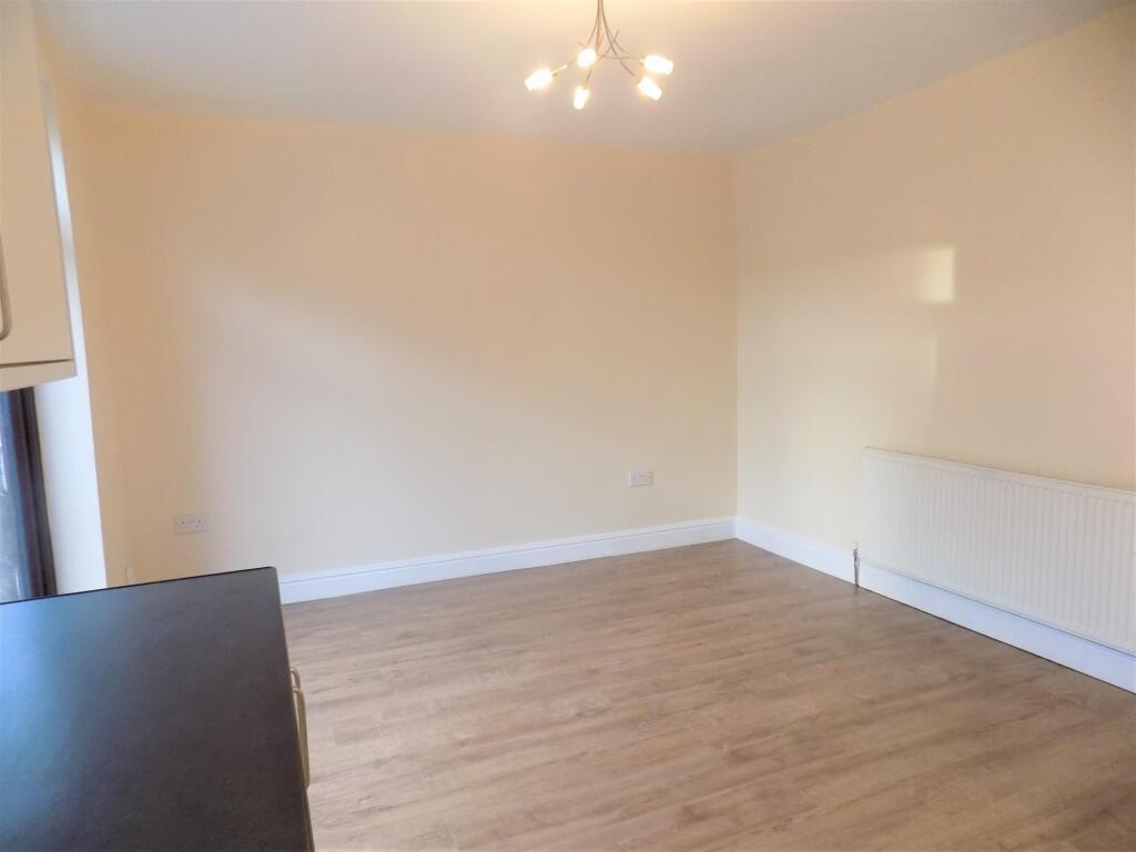 Additional image 7 of Leamington Drive,  Bradford, BD10