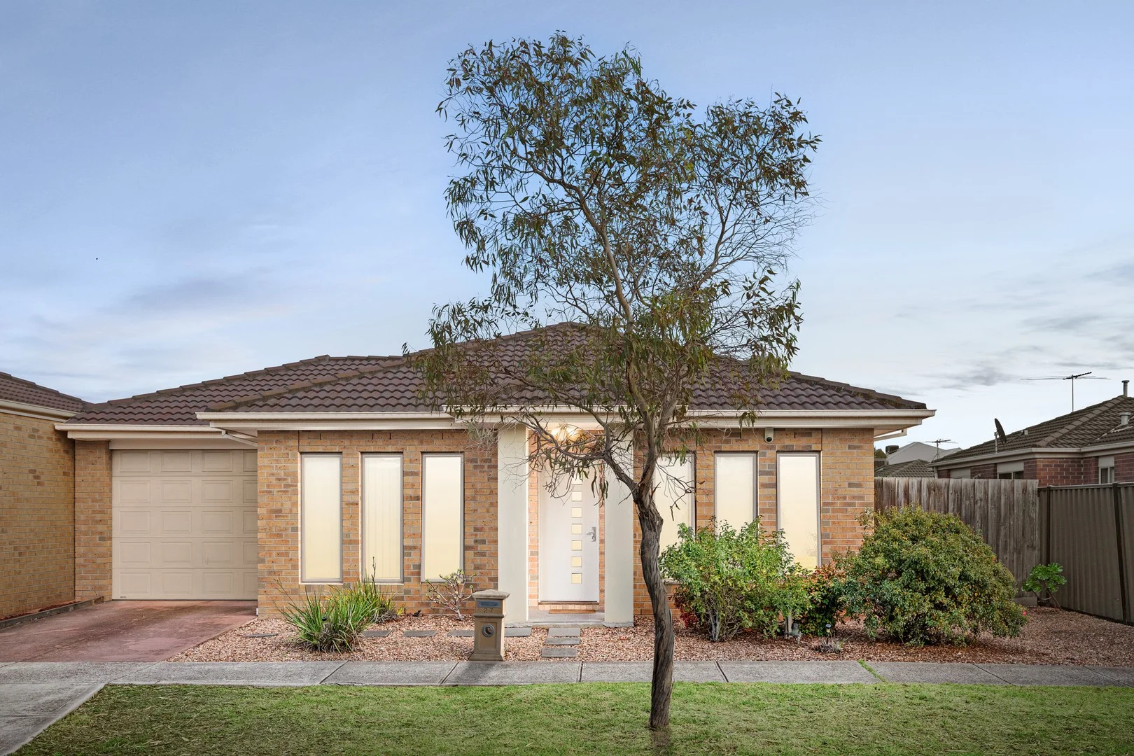 2/7 Orlando Drive, Truganina VIC 3029