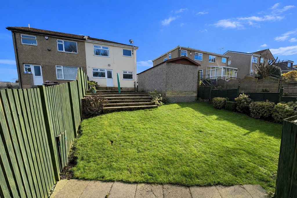 Oakleigh Avenue, Clayton, Bradford photo 3