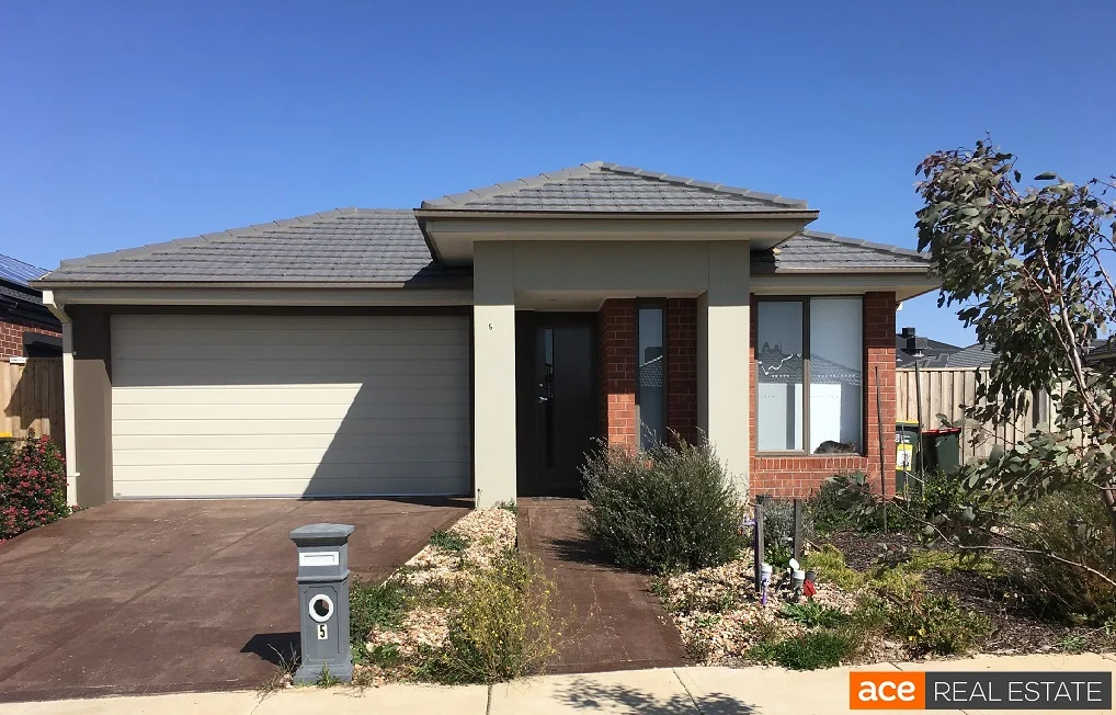 5 Docker Circuit, Mickleham VIC 3064
