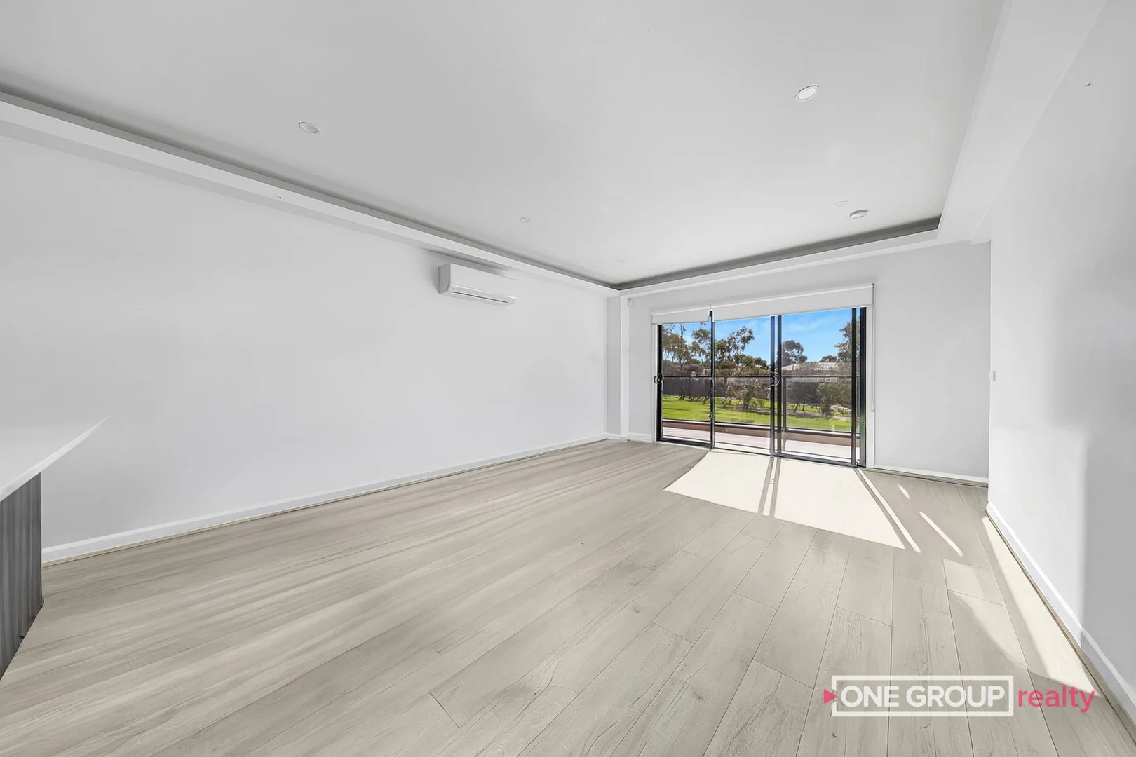 Additional image 3 of 10/12 Northside Drive, Wollert VIC 3750
