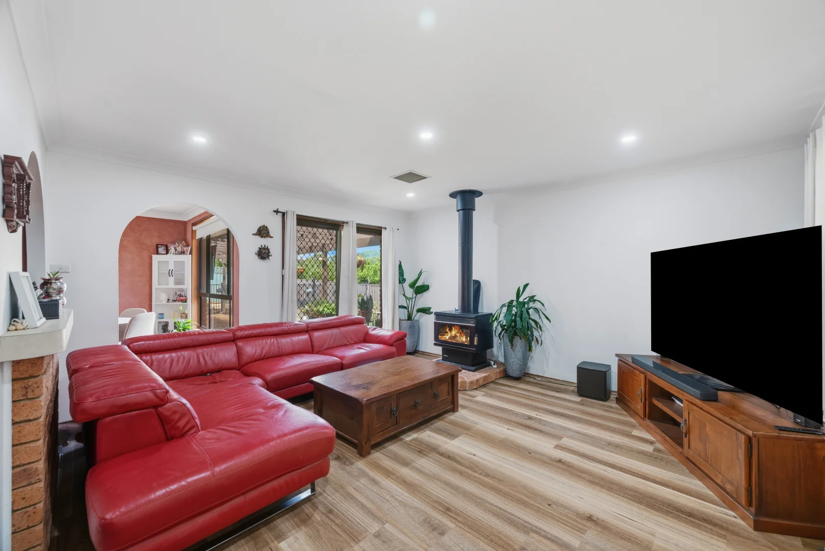 Additional image 2 of 237 Eagleview Road, Minto NSW 2566