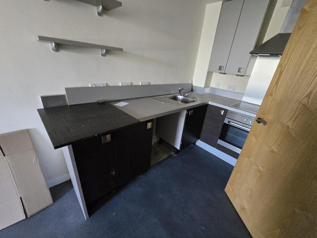 Additional image 94 of 88 Otley Road, Shipley, West Yorkshire, BD18
