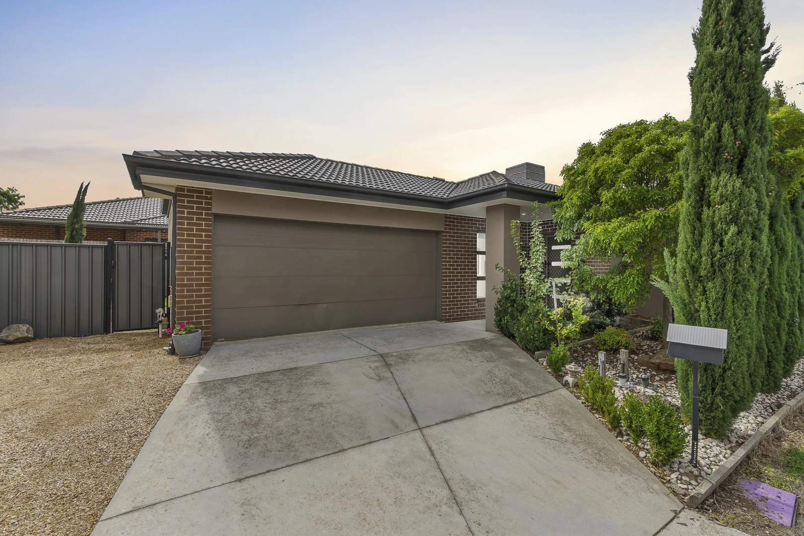 20 Montpellier Crescent, Craigieburn VIC 3064