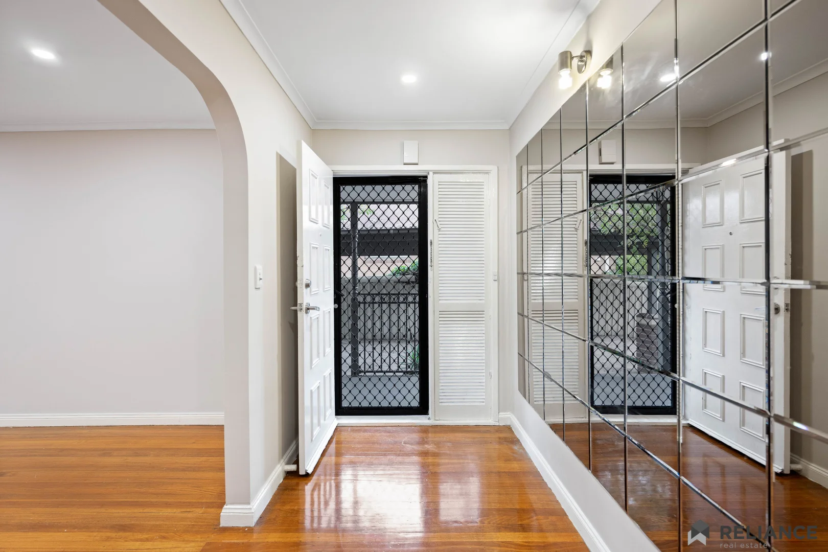 Additional image 2 of 101 Casey Drive, Lalor VIC 3075