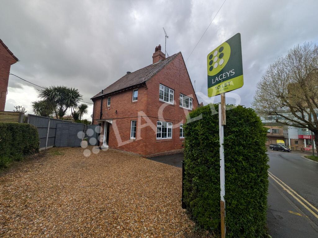 Roping Road, Yeovil, BA21 4BB