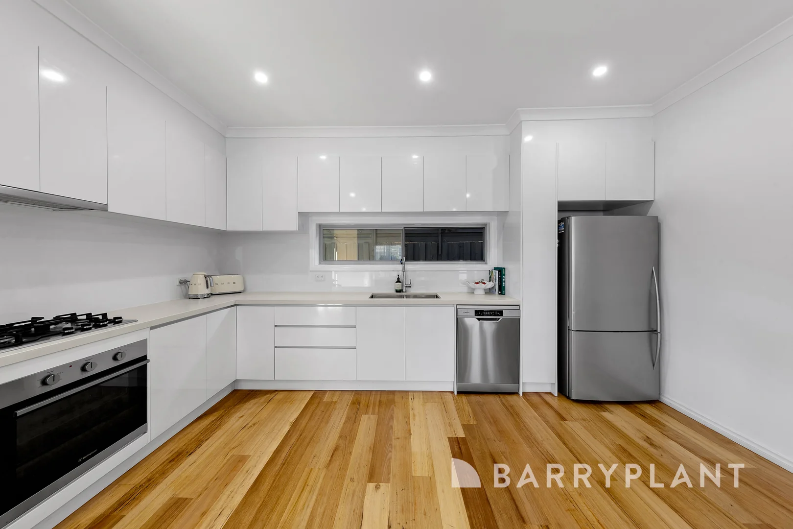 Additional image 5 of 2/39 Glendenning Street, St Albans VIC 3021