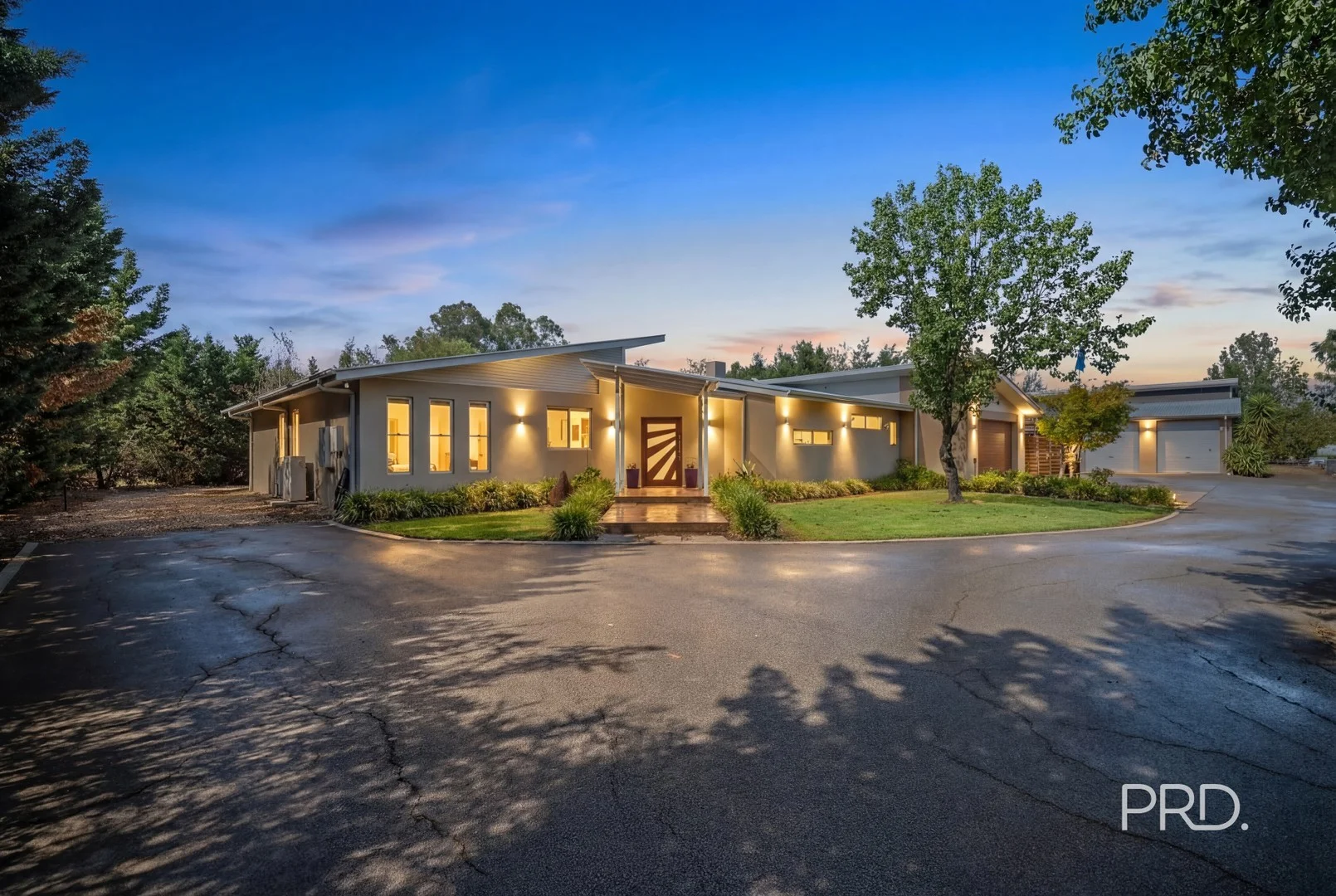 39A Plumpton Road, Lake Albert NSW 2650