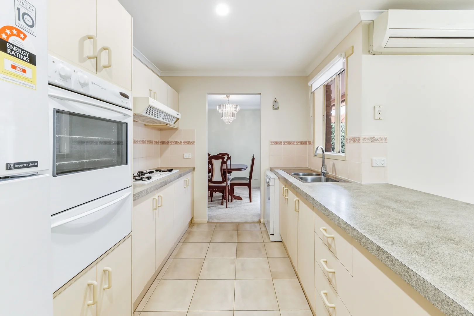 Additional image 4 of 11 Ironbark Close, Hampton Park VIC 3976