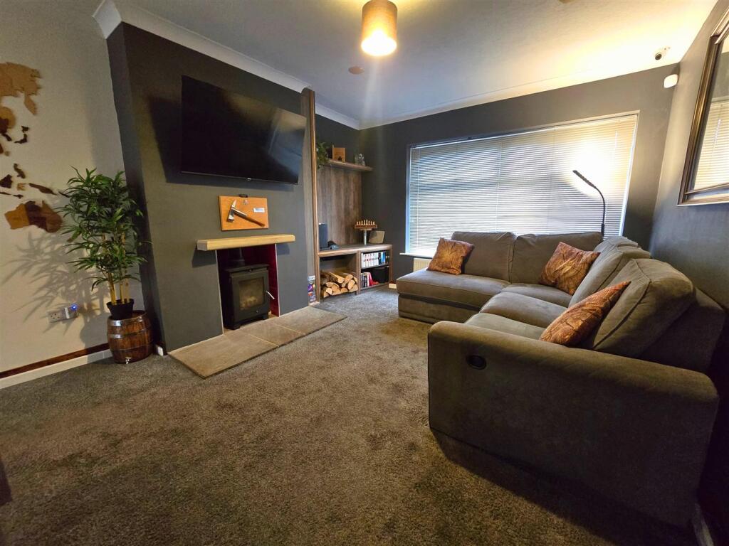 Additional image 3 of Laburnum Close, Burnley
