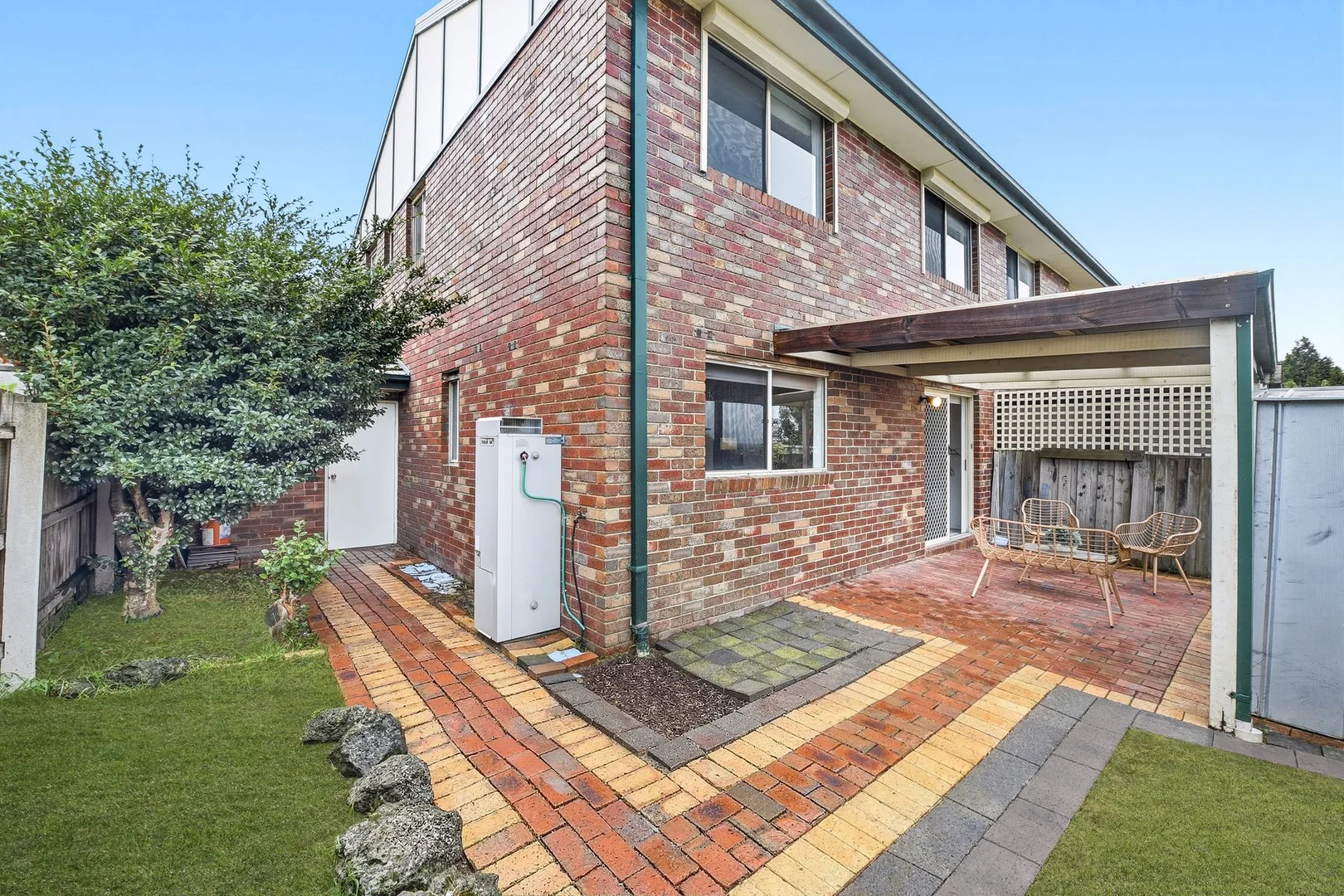 Additional image 10 of 16/8 Monteith Crescent, Endeavour Hills VIC 3802