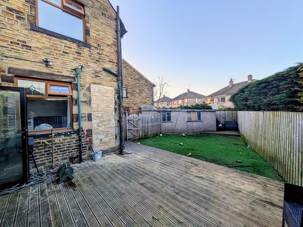 Additional image 26 of Wyke Crescent, Bradford, BD12