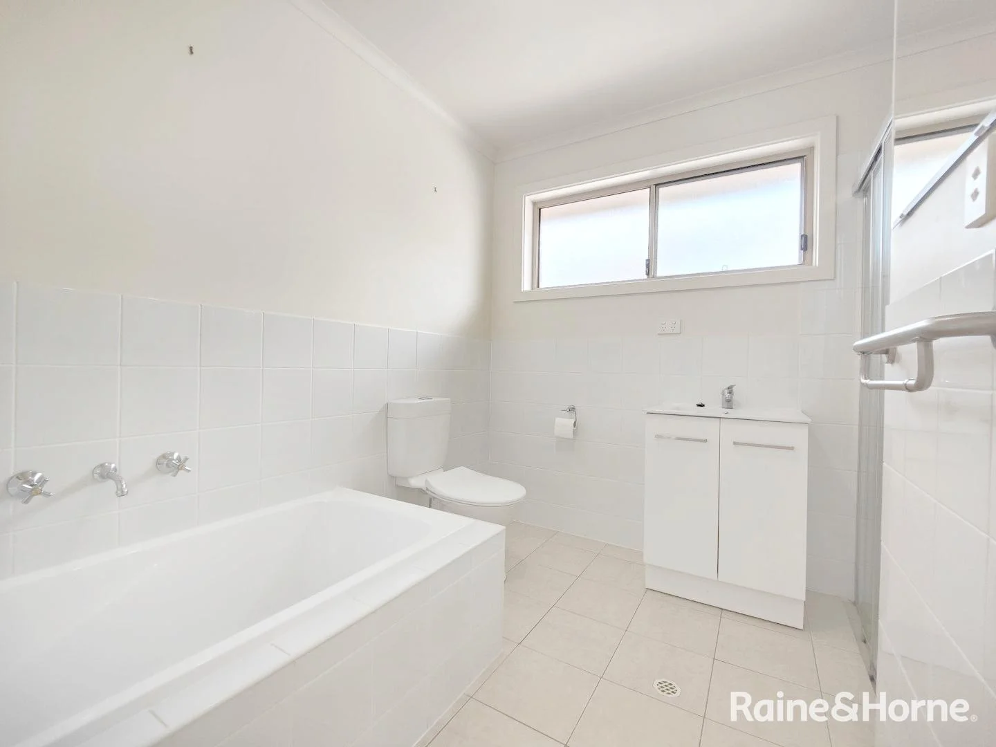 Additional image 10 of 87C Hill Street, Murray Bridge SA 5253