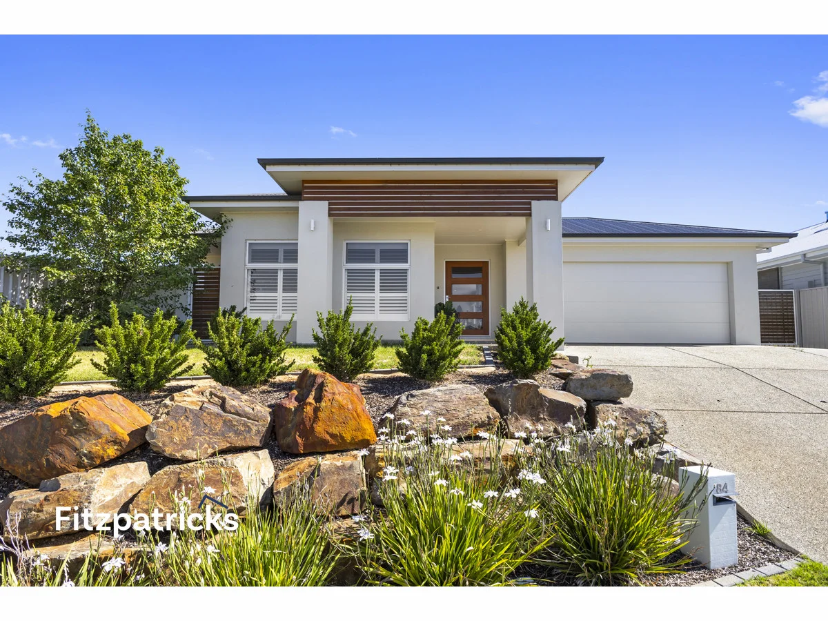 84 Coppabella Drive, Gobbagombalin NSW 2650