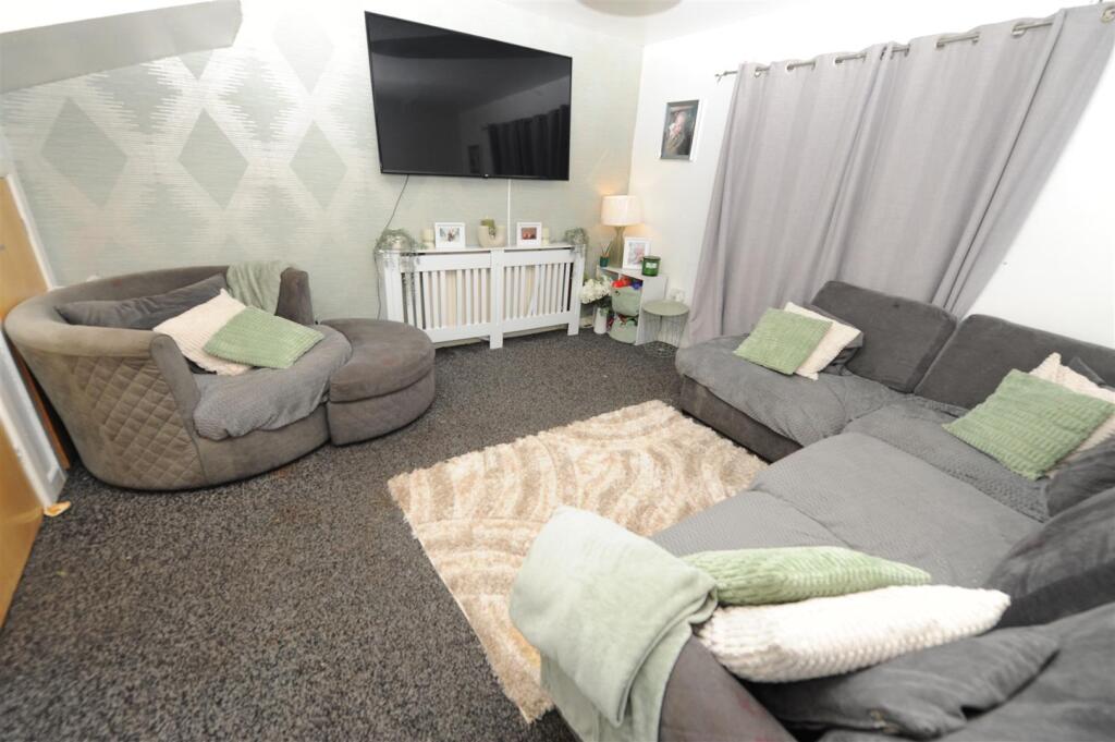 Additional image 2 of Rowantree Drive, Thorpe Edge, Bradford