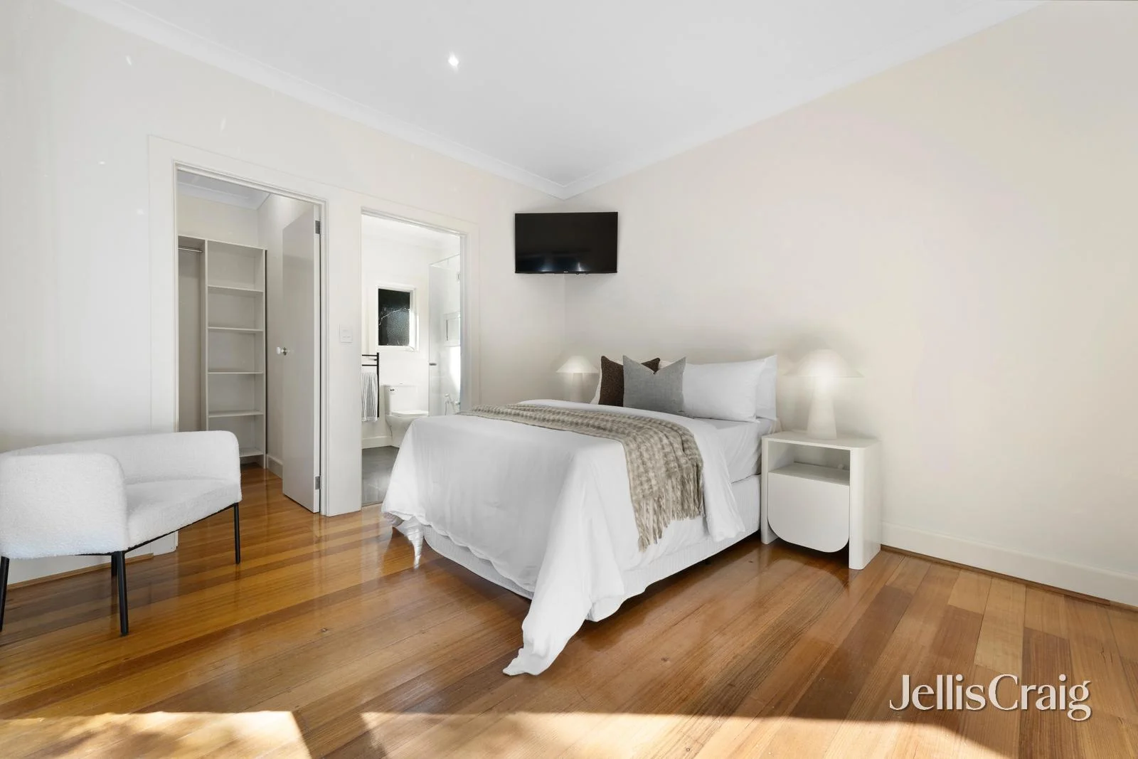 Additional image 9 of 2A Lagoona Court, Blackburn VIC 3130